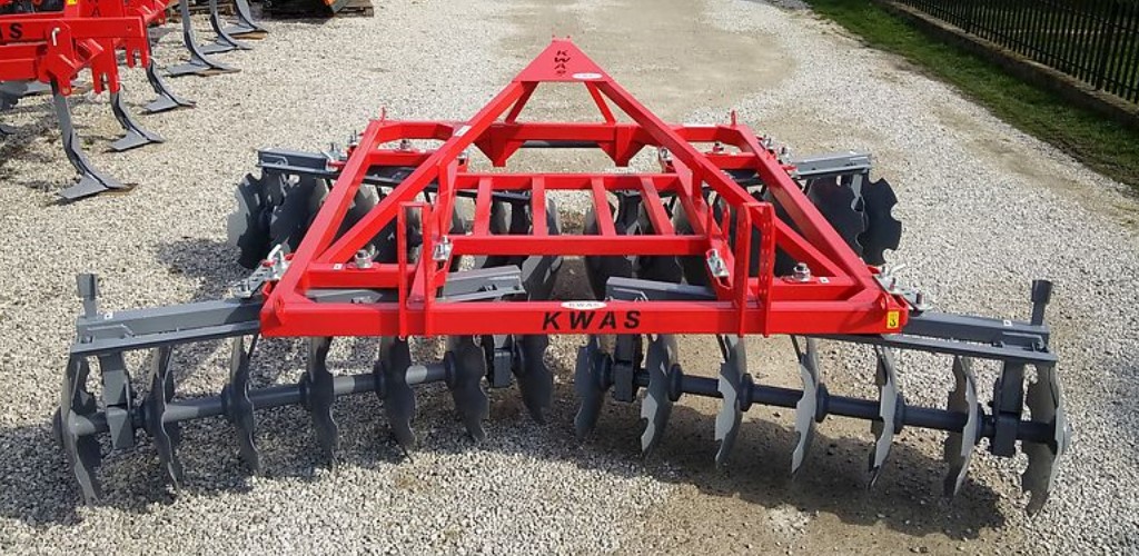 zemědělské stroje 02
